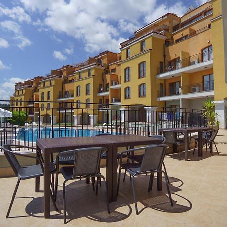 Serena Residence Aparthotel Szozopol Kültér fotó