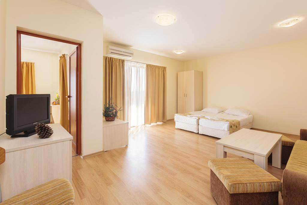 Serena Residence Aparthotel Szozopol Szoba fotó