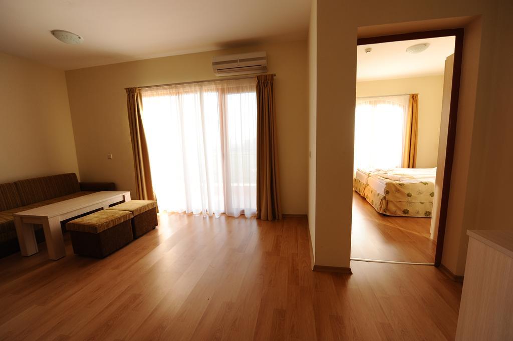 Serena Residence Aparthotel Szozopol Kültér fotó