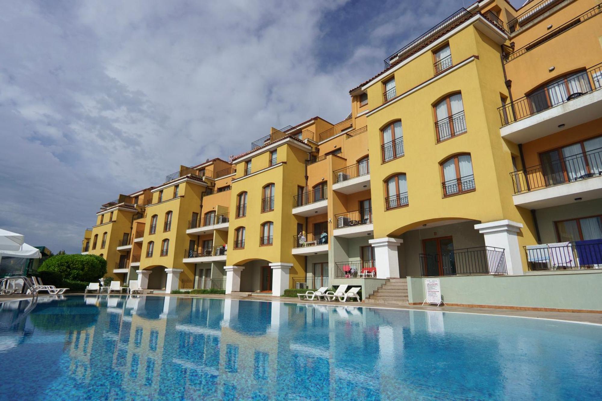 Serena Residence Aparthotel Szozopol Kültér fotó