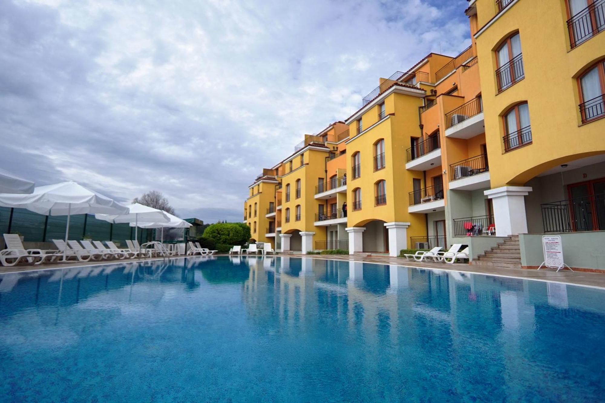 Serena Residence Aparthotel Szozopol Kültér fotó